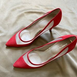 KENNETH COLE NEW YORK
Riley Suede & Mesh Pumps